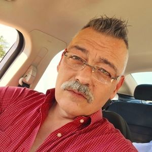 Meet your Posher, Gerald